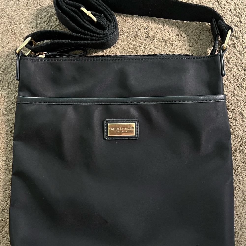 Tommy Hilfiger Shoulder Bag